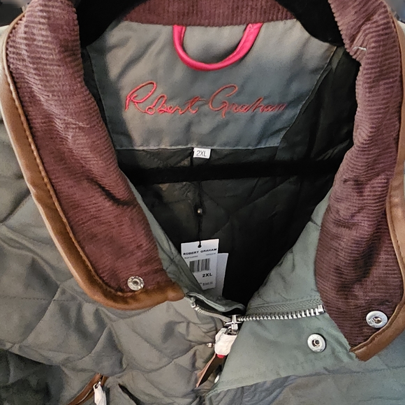 Barbour Quilted Jacket in Green - Picture 2 of 13